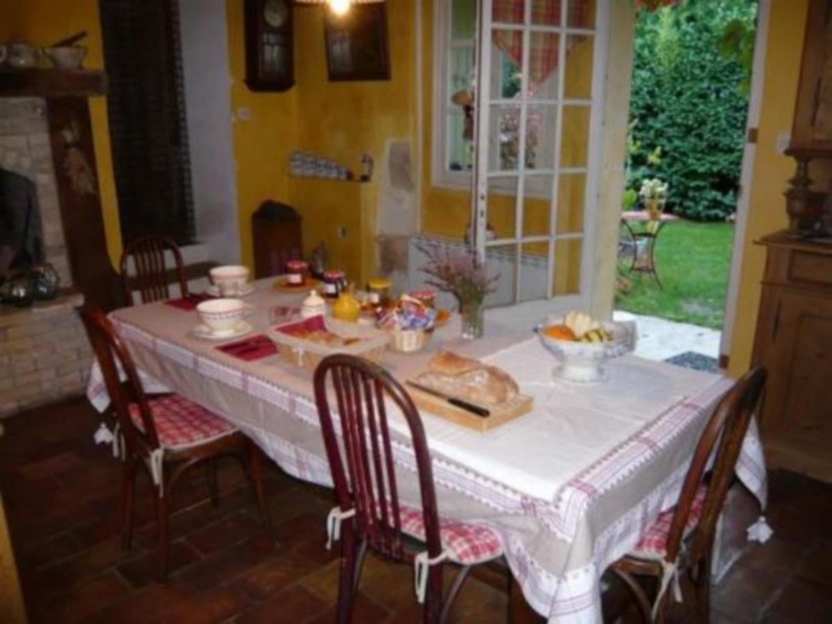 Les Tournesols Bed & Breakfast Mallemort Exterior photo